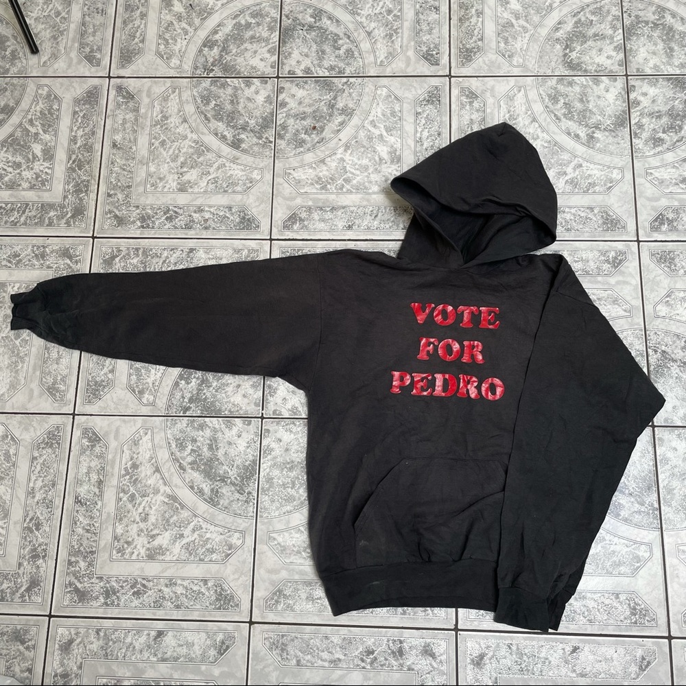 2005 Napoleon Dynamite promo sweater